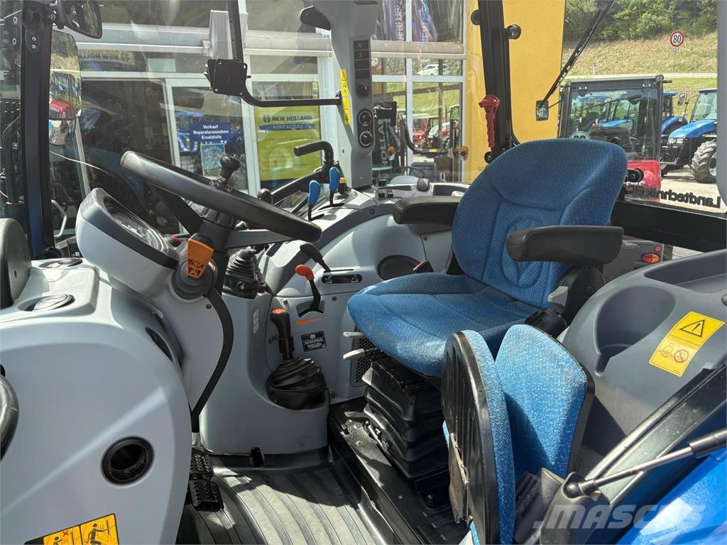 New Holland T4.75 Traktory