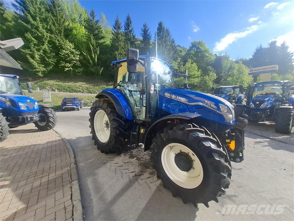 New Holland T5.100 Utility Dual Command Tractors