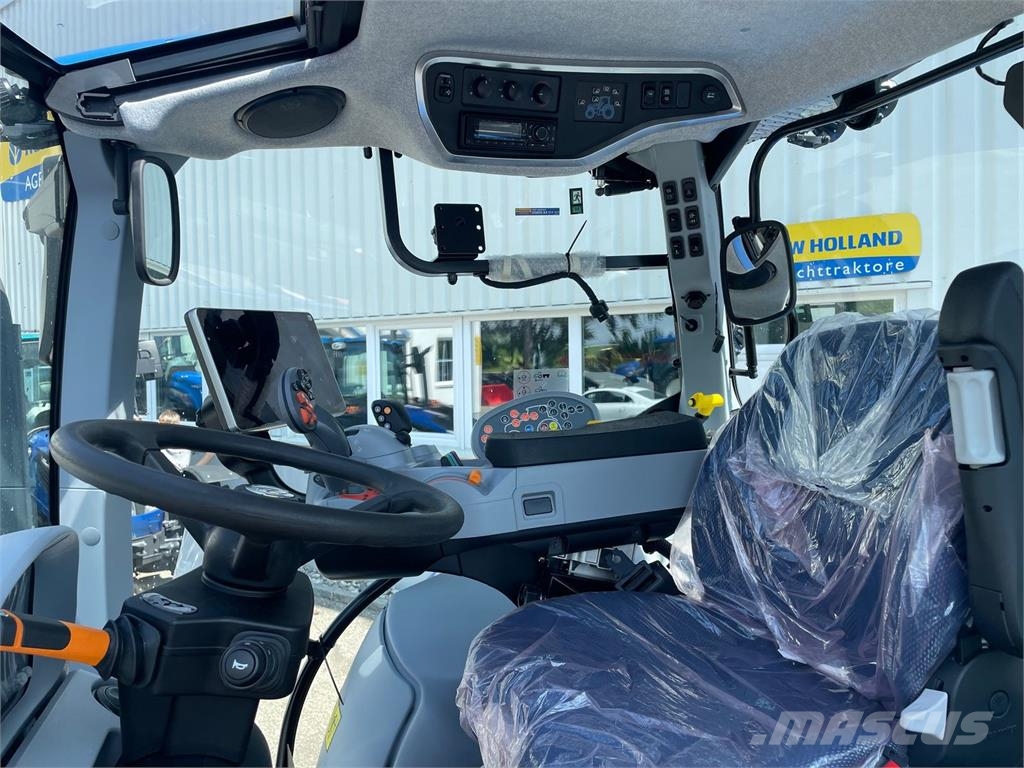 New Holland T5.110 Auto Command (Stage V) Трактори