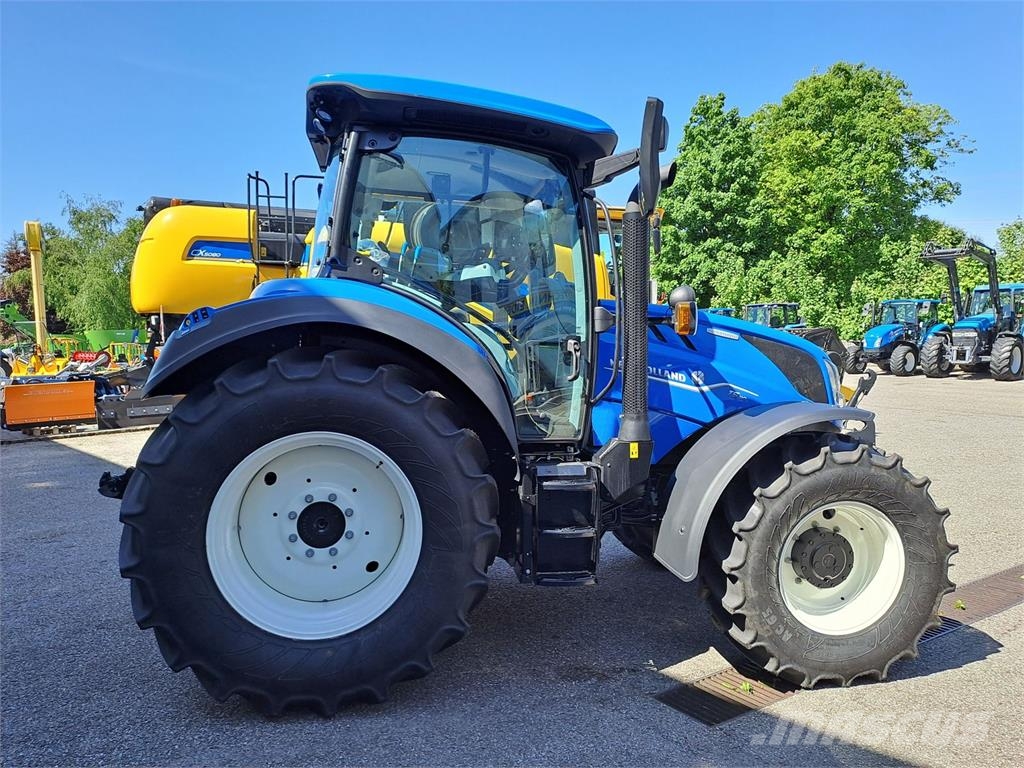 New Holland T5.110 Dynamic Command (Stage V) Traktori