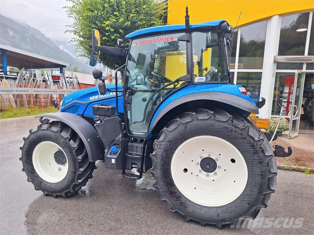 New Holland T5.90 Hi-LO LAGERMASCHINE Trattori