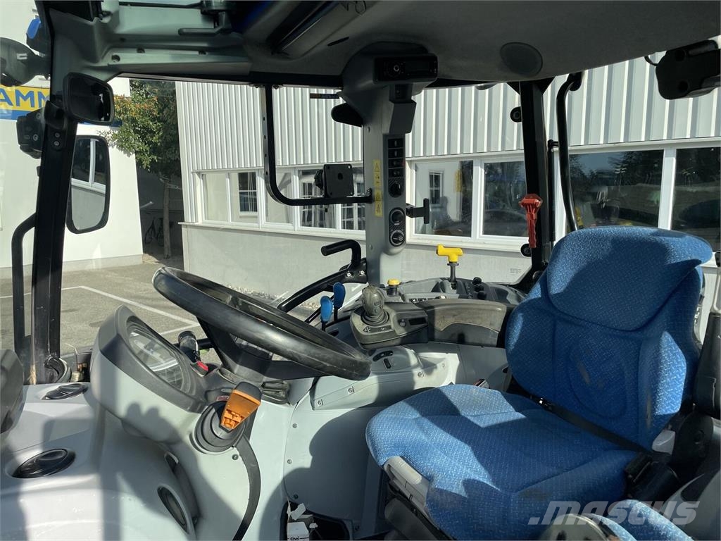 New Holland T5.95 Electro Command الجرارات
