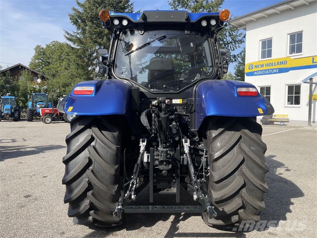 New Holland T6.180 Auto Command (Stage V) Traktorit
