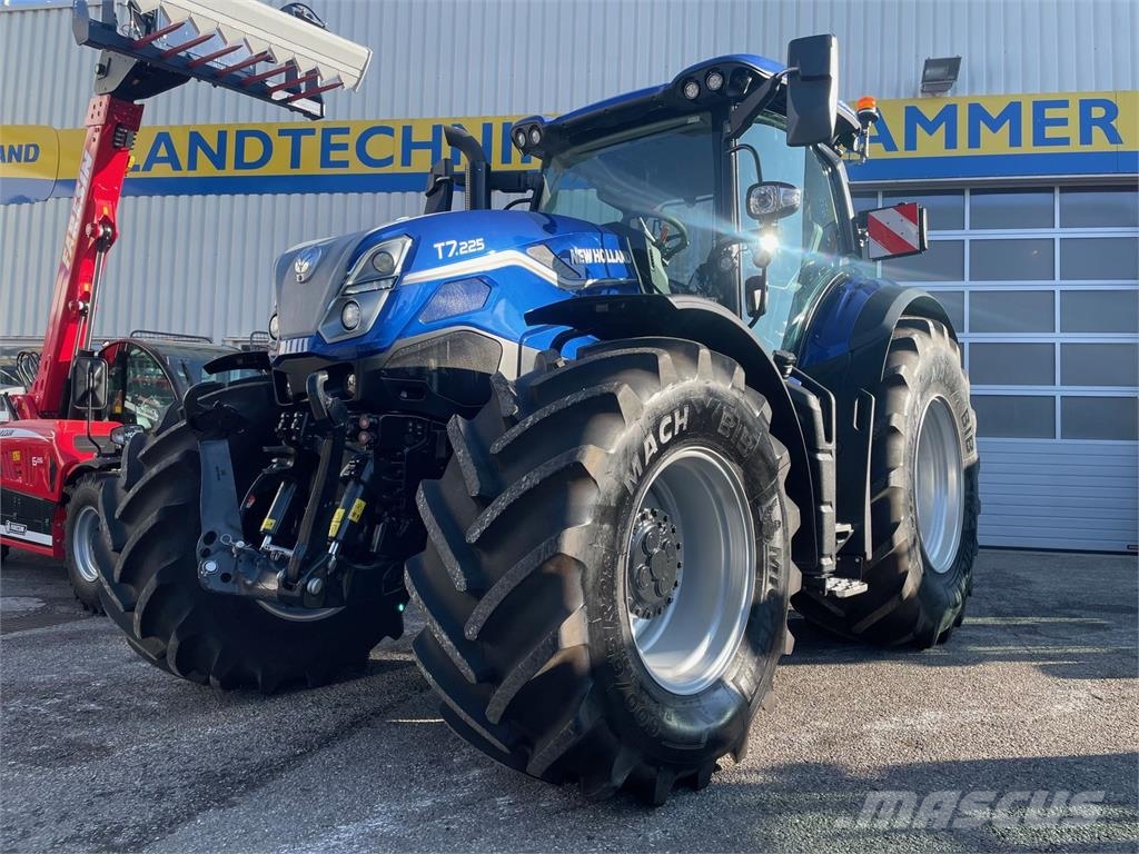 New Holland T7.225 Трактора