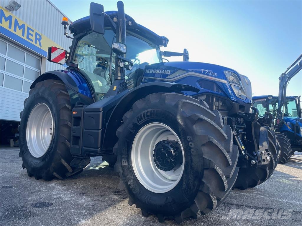 New Holland T7.225 Трактора