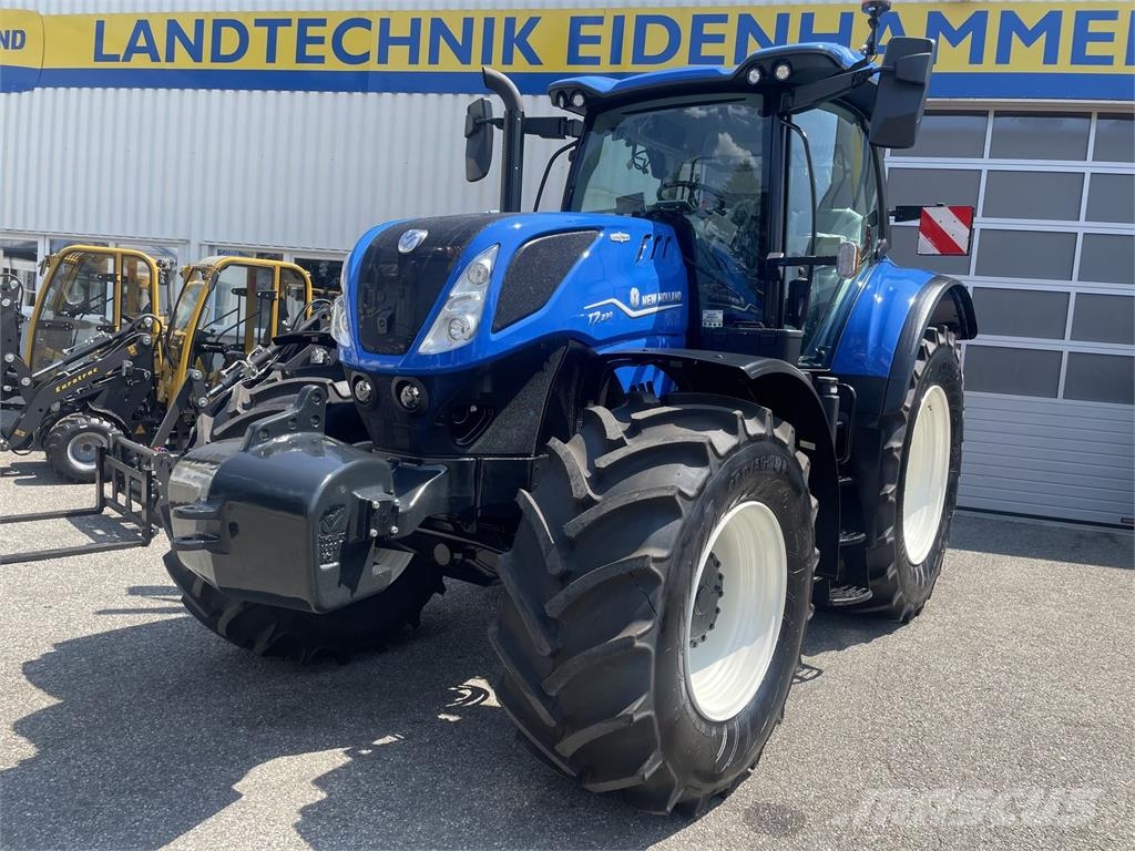 New Holland T7.230 PLM Auto Command Traktori