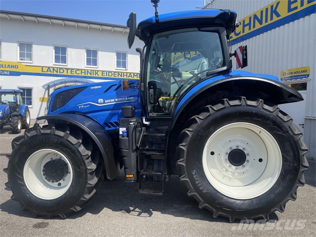 New Holland T7.230 PLM Auto Command Traktori