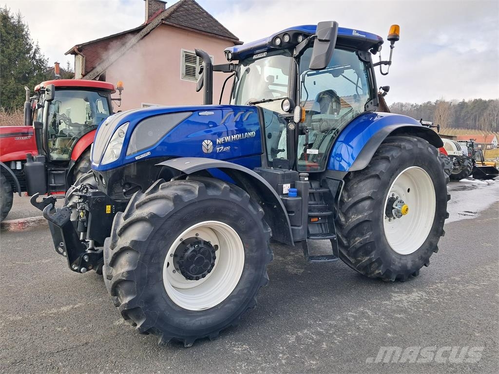 New Holland T7.270 Auto Command SideWinder II (Stage V) Traktorok