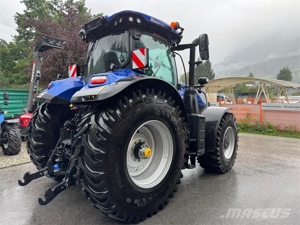 New Holland T7.270 PLM Auto Command Traktoren