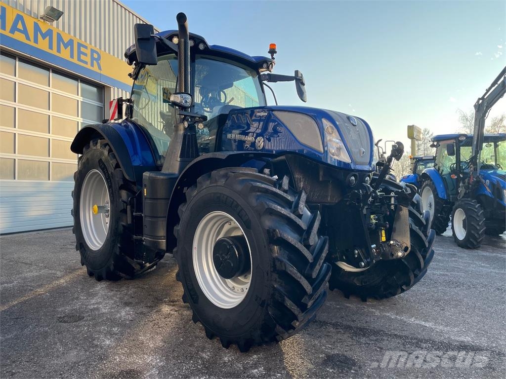 New Holland T7.270 PLM Auto Command Traktory