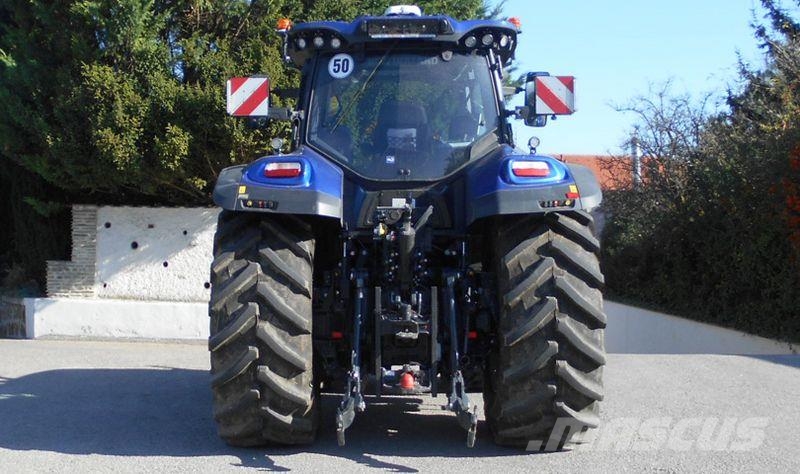 New Holland T7.300 PLM Auto Command Traktoren