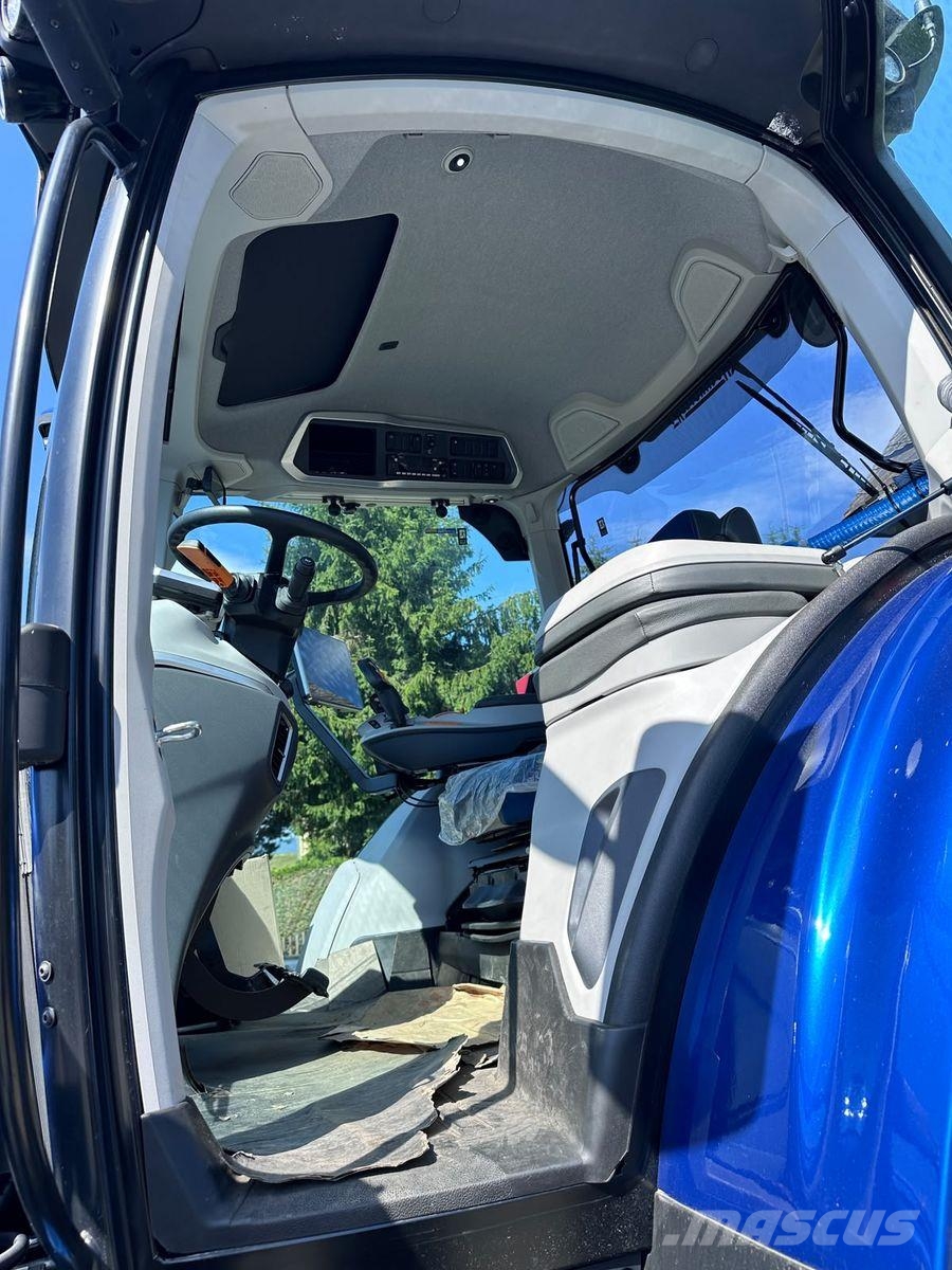 New Holland T7.300 PLM Auto Command Traktory