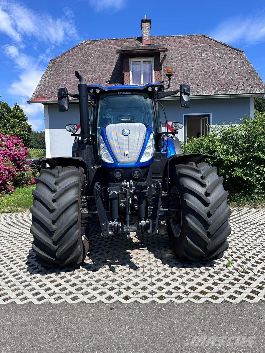 New Holland T7.300 PLM Auto Command Traktory