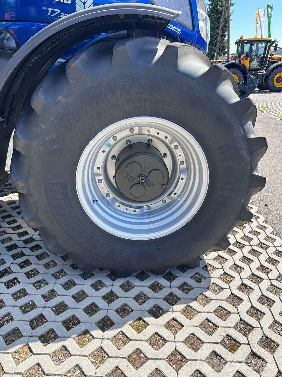 New Holland T7.300 PLM Auto Command Traktory
