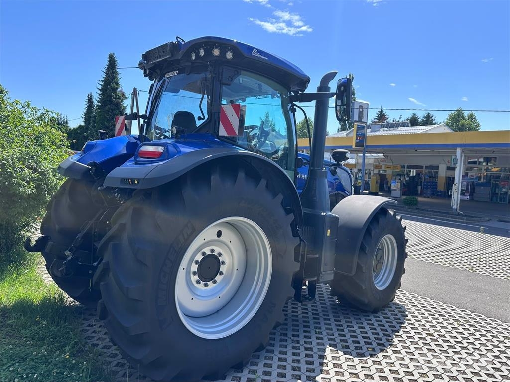 New Holland T7.300 PLM Auto Command Traktory