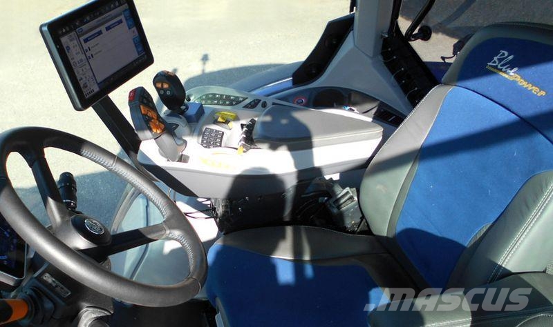New Holland T7.300 PLM Auto Command Traktoren