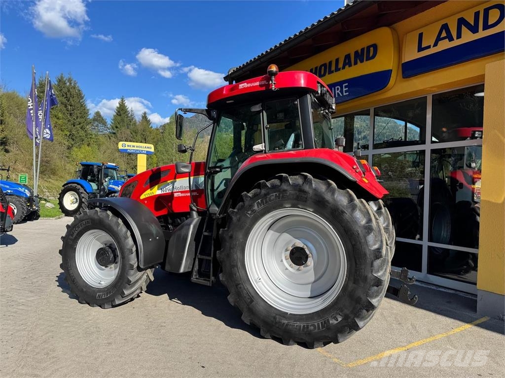 New Holland T7550 Traktoren