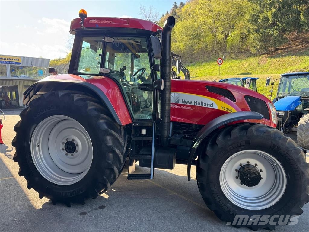 New Holland T7550 Traktoren