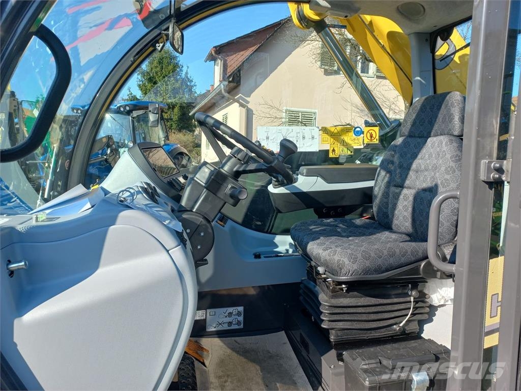 New Holland TH 7.42 Plus مناولات متداخلة