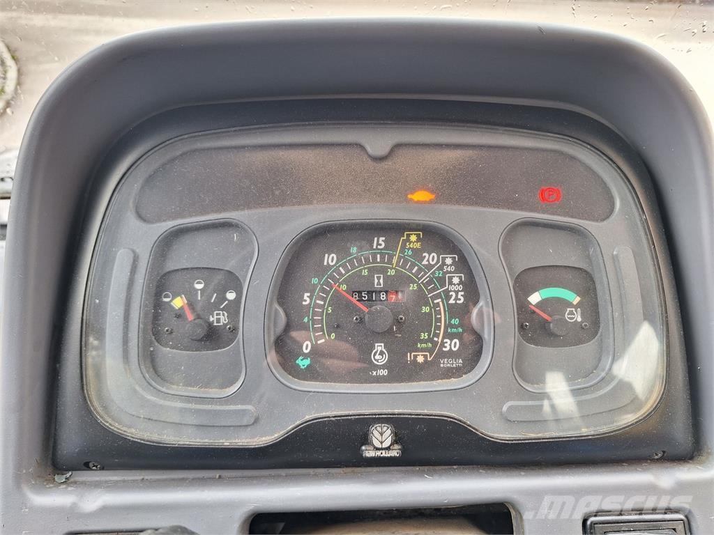 New Holland TL 80 Traktoren