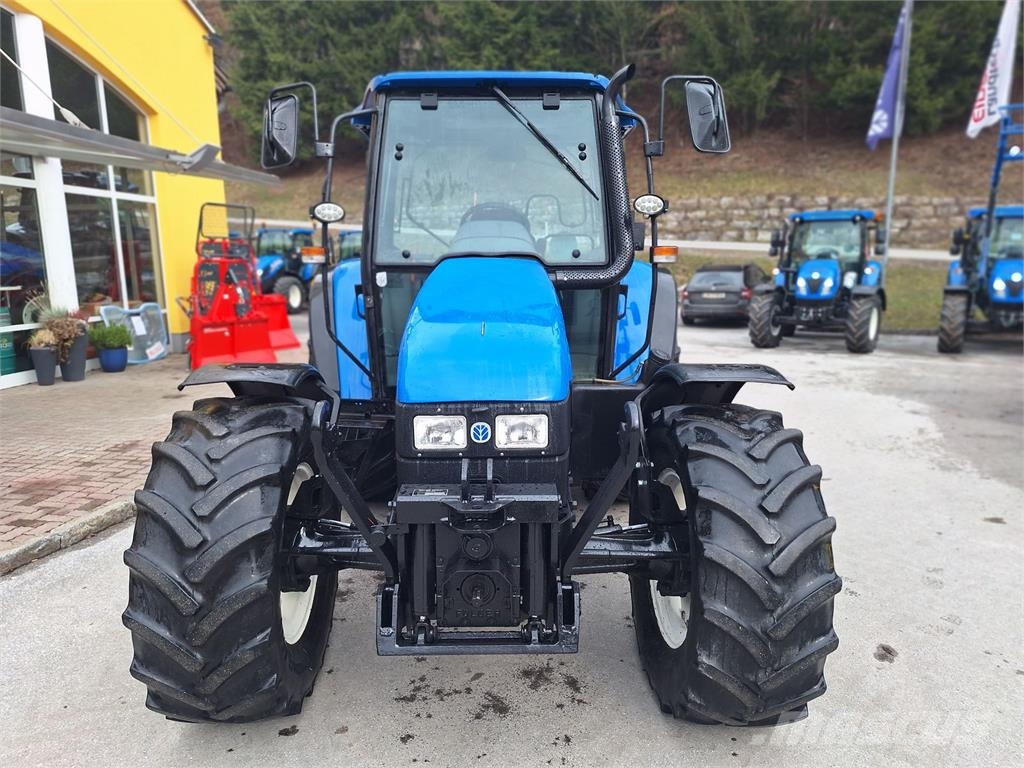 New Holland TL 80 Traktoren