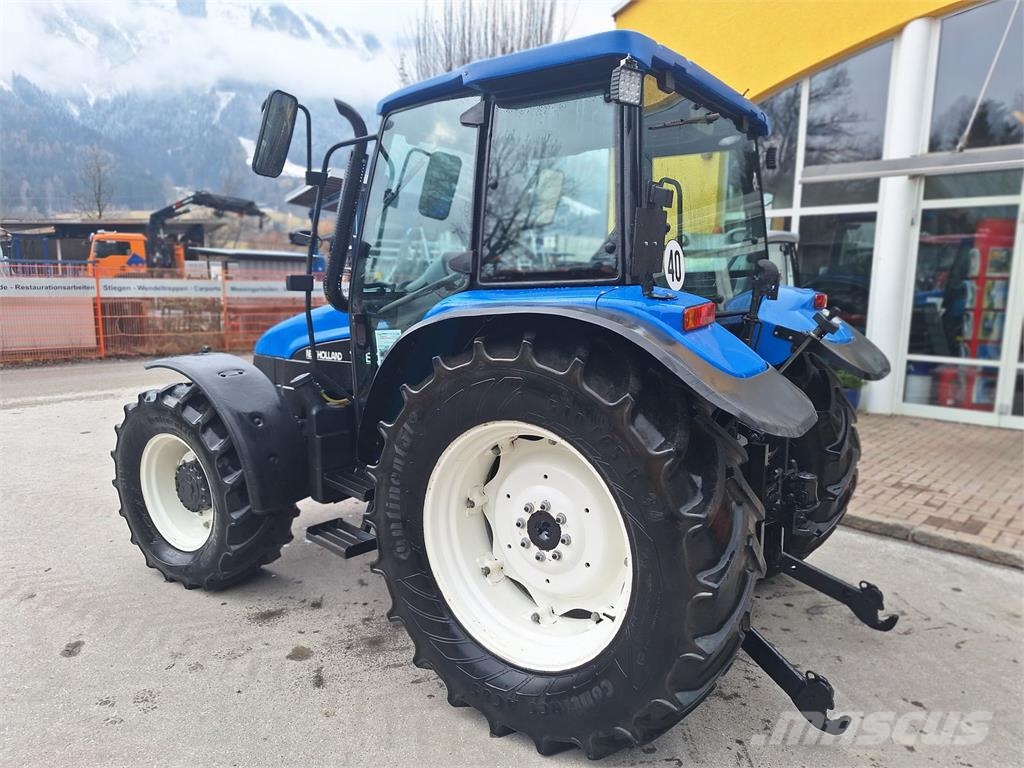 New Holland TL 80 Traktoren
