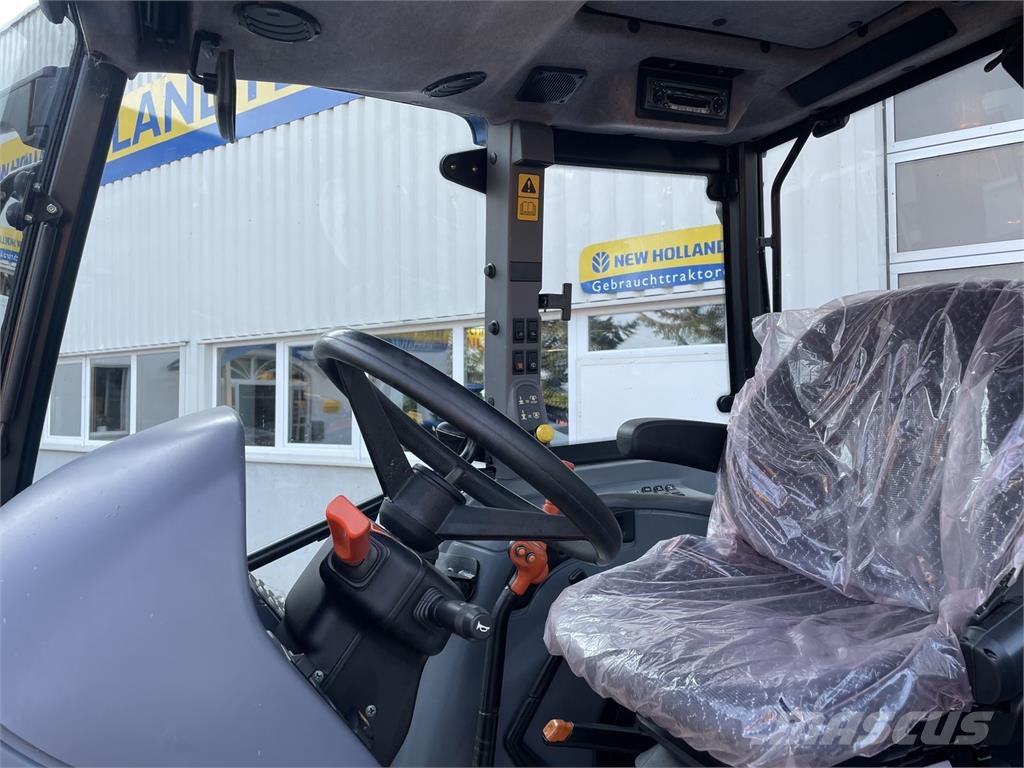 New Holland TL100A (4WD) Tractors