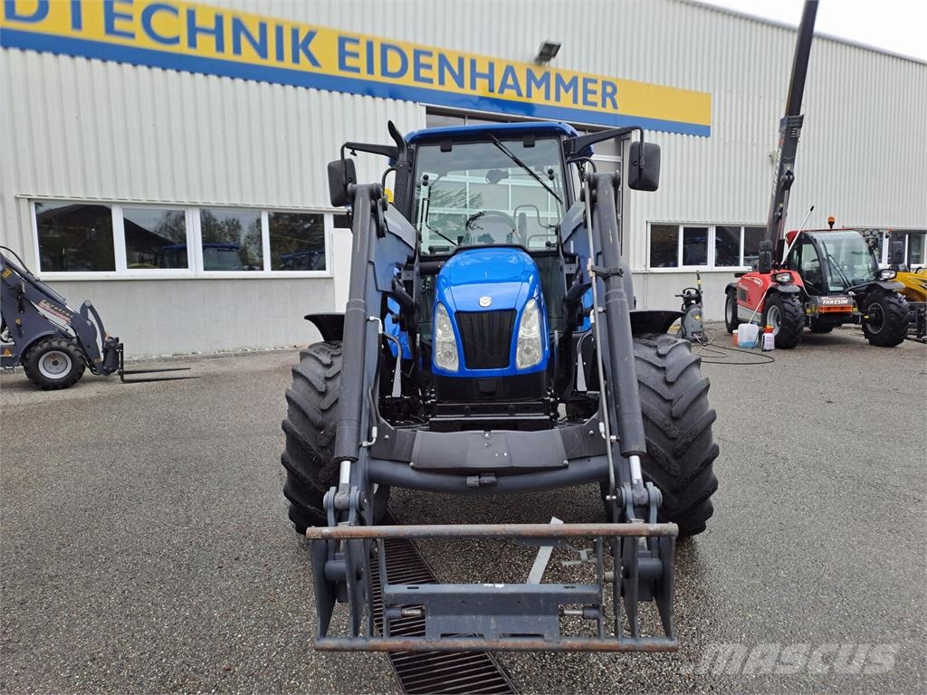 New Holland TL80A (4WD) الجرارات