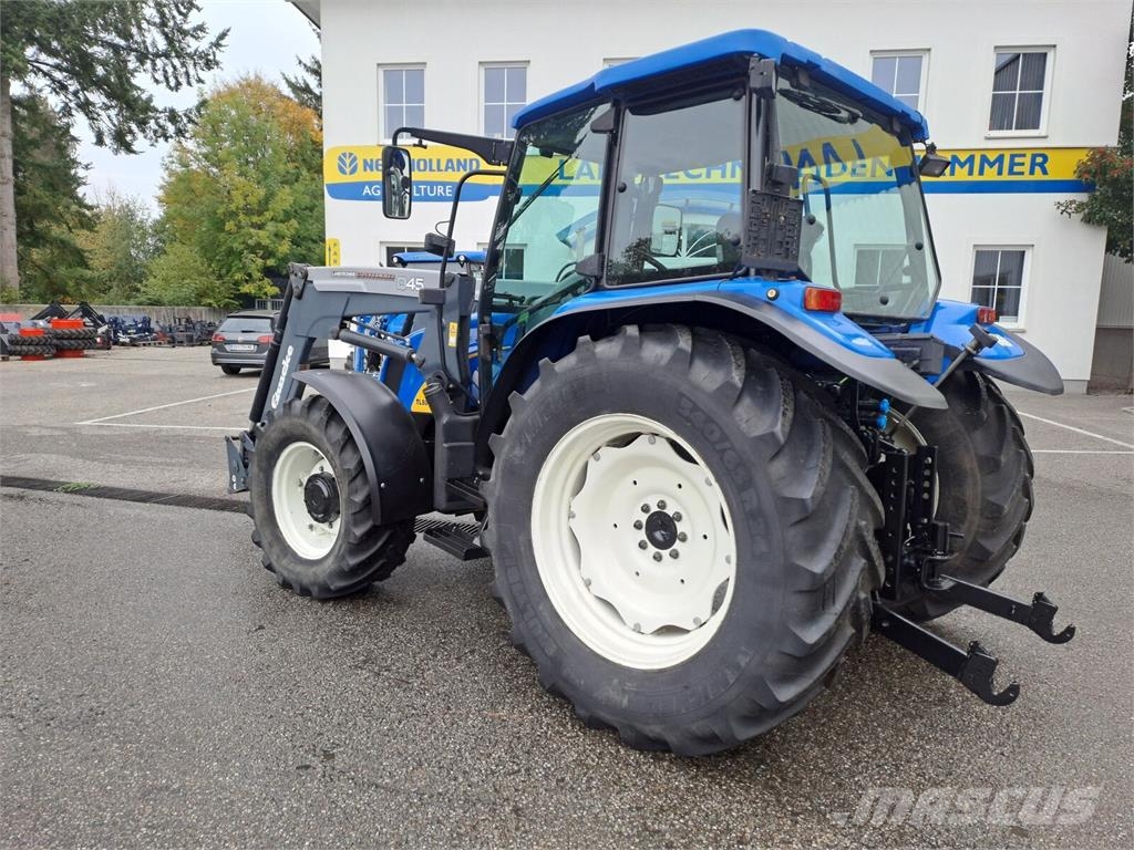 New Holland TL80A (4WD) الجرارات