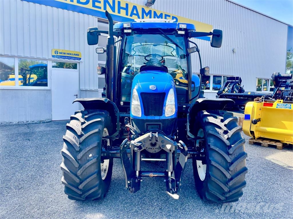 New Holland TS110A Plus Traktoren