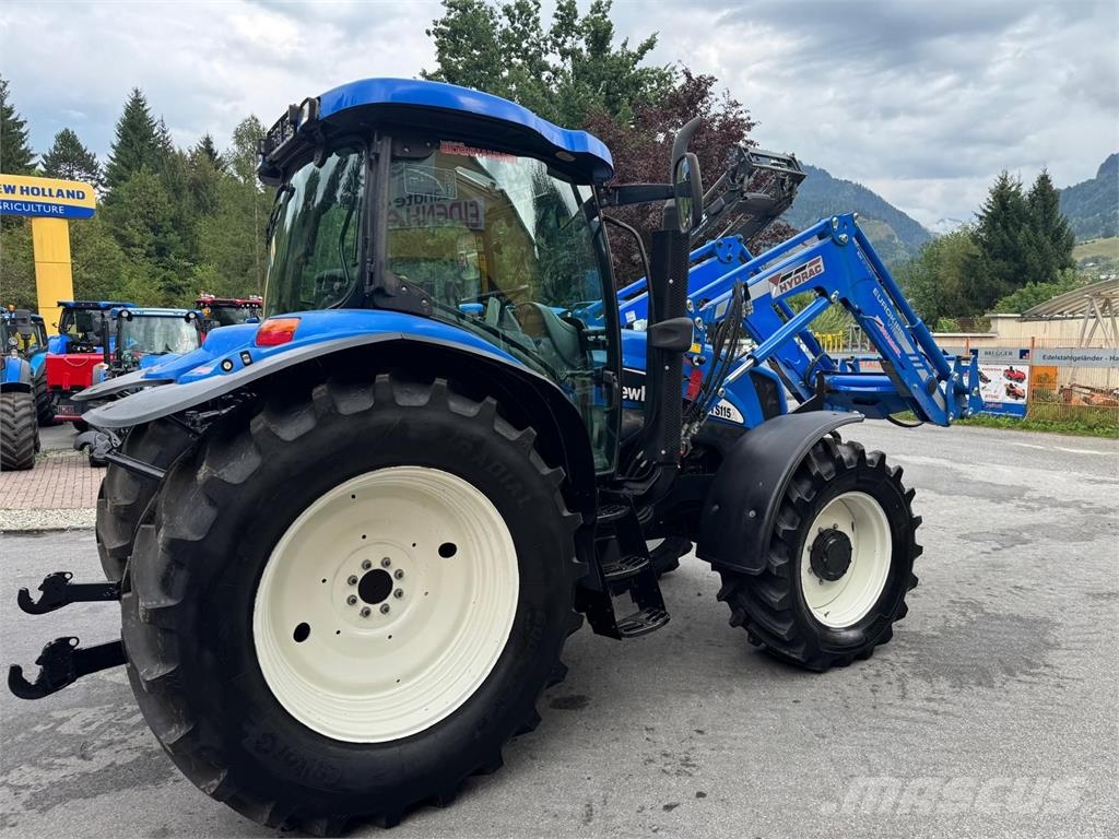 New Holland TS115A Plus الجرارات