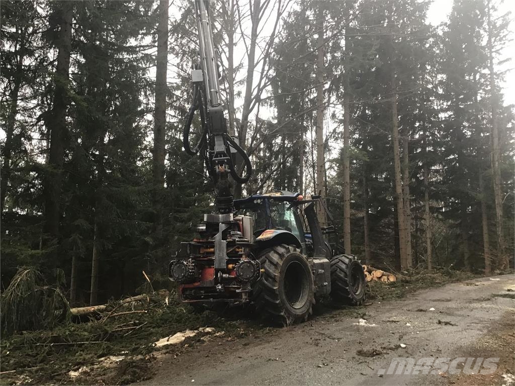 Nisula 500 H mit Valtra T174D Outro