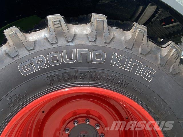 Nokian 710/70R42 u. 600/65R34 Шины и колёса