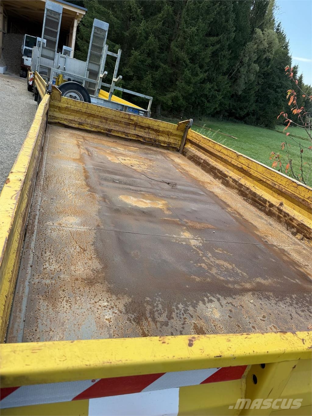Obermaier Tandem Tieflader Dreiseitenkipper mit مقطورات قلابة
