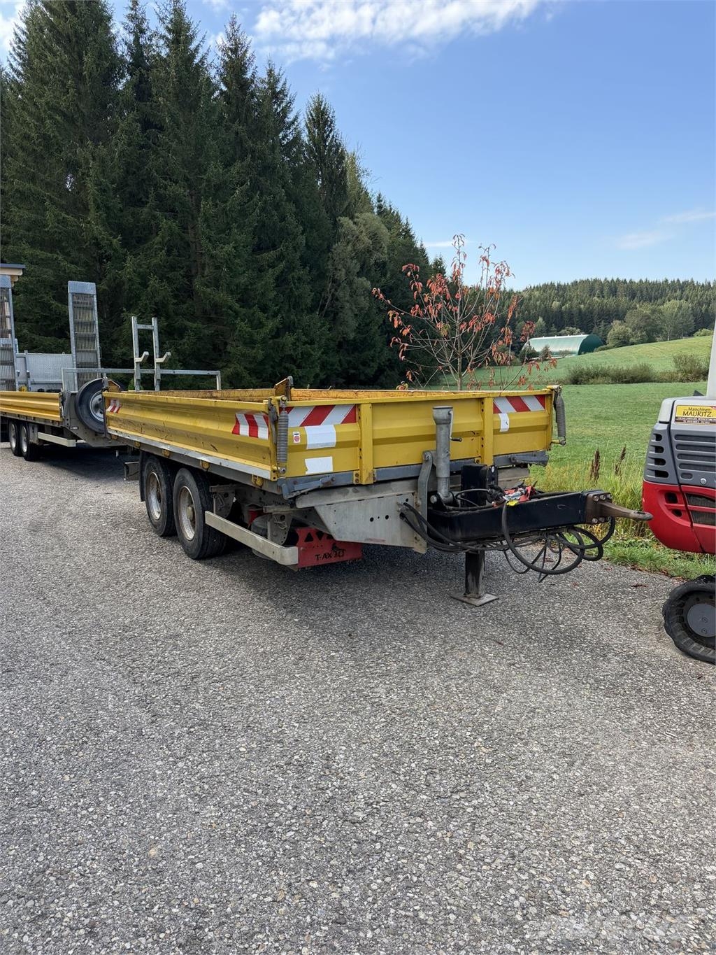 Obermaier Tandem Tieflader Dreiseitenkipper mit مقطورات قلابة
