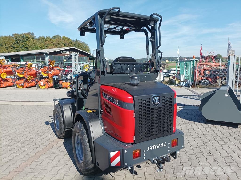 Pitbull X27-45 Mit Klappdach NEU Messe 24-25 Oktober Cargadoras y excavadoras frontales