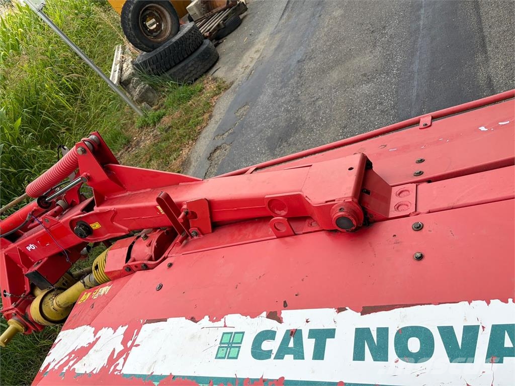 Pöttinger Cat Nova 250 Segadoras