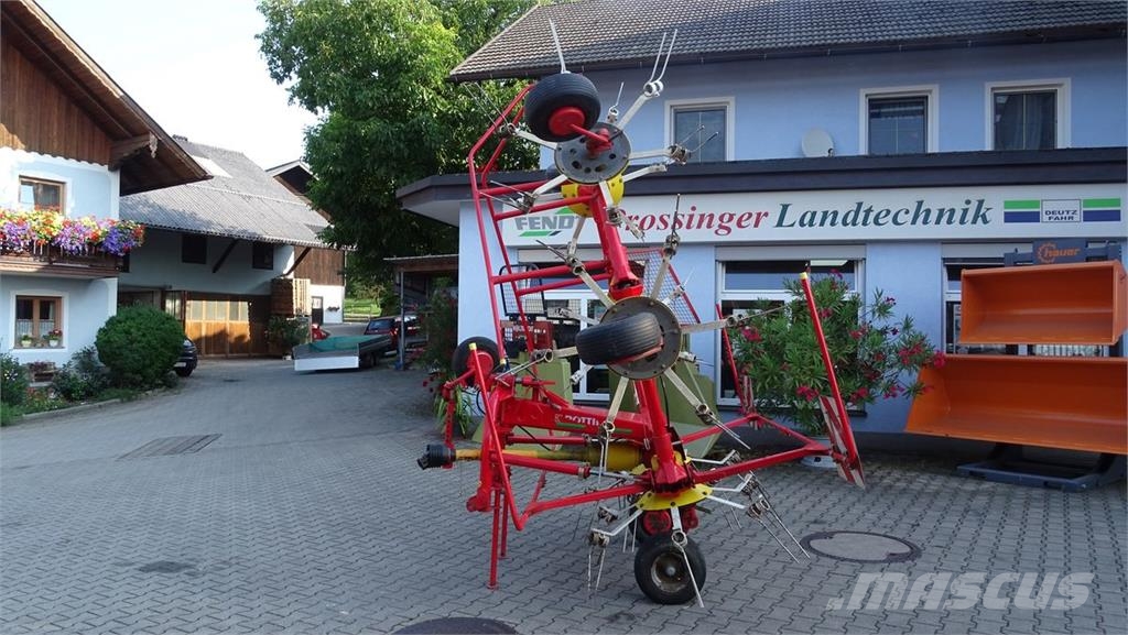 Pöttinger Euro Hit 69 N テッダー・テッダーレーキ