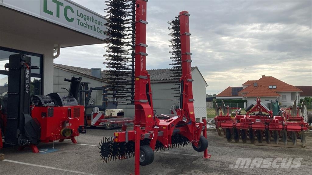 Pöttinger Rotocare 8000 3/3 Finanzierung Ostali priključki in naprave za pripravo tal