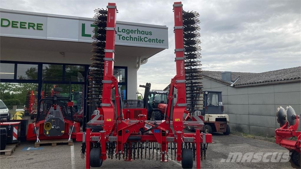 Pöttinger Rotocare 8000 3/3 Finanzierung Ostali priključki in naprave za pripravo tal