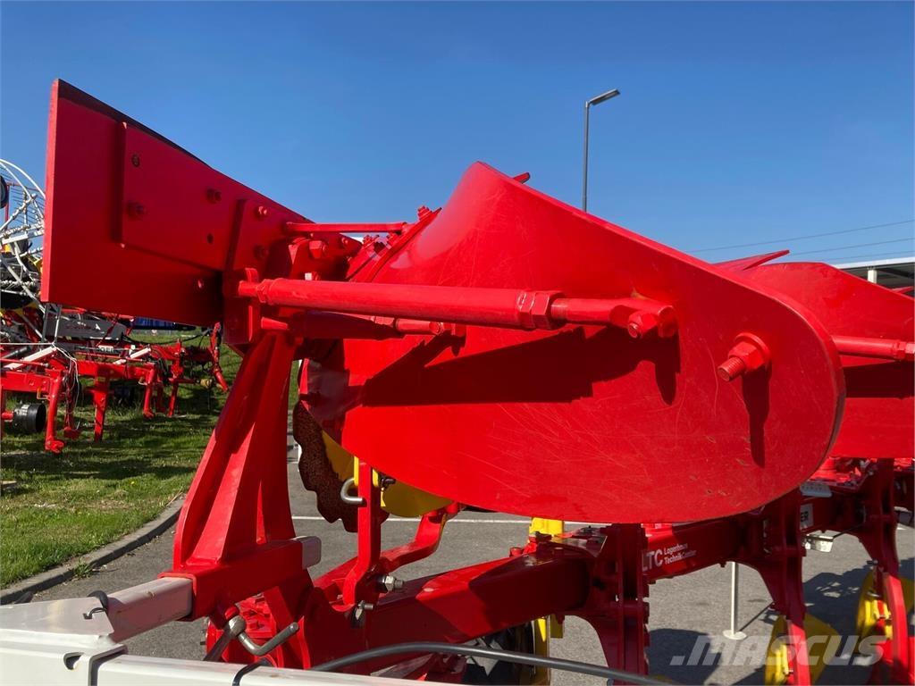Pöttinger Servo 45 M Plus 3/3 Finanzierung Обычные плуги
