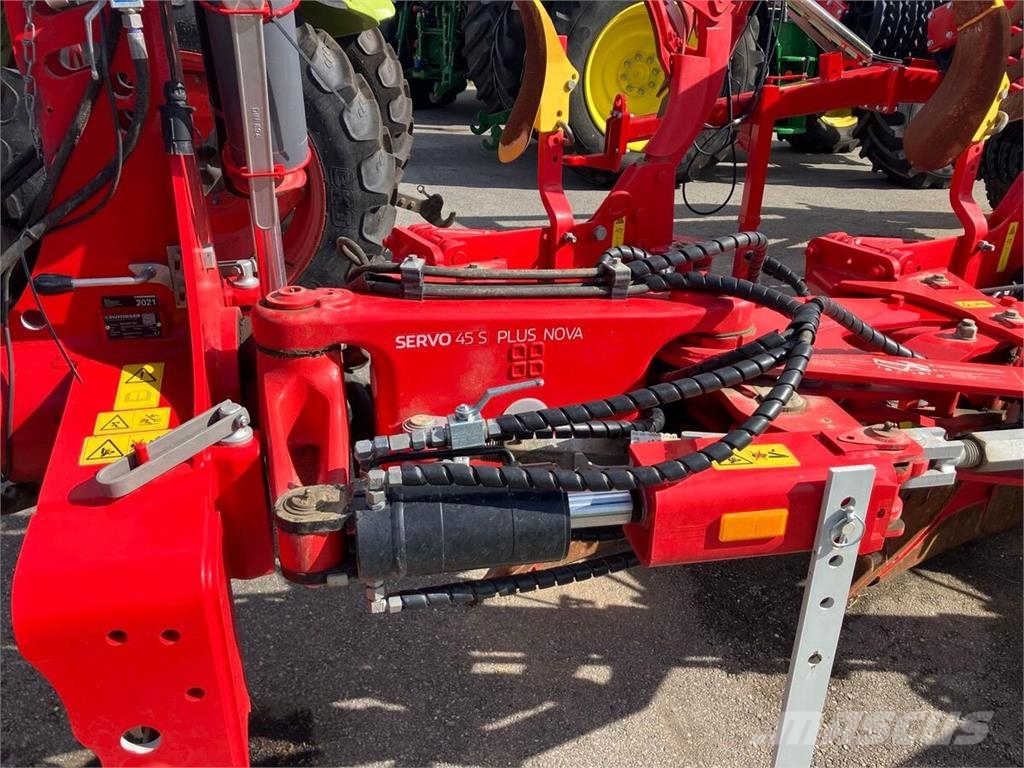 Pöttinger Servo 45 S Plus Nova محاريث تقليدية