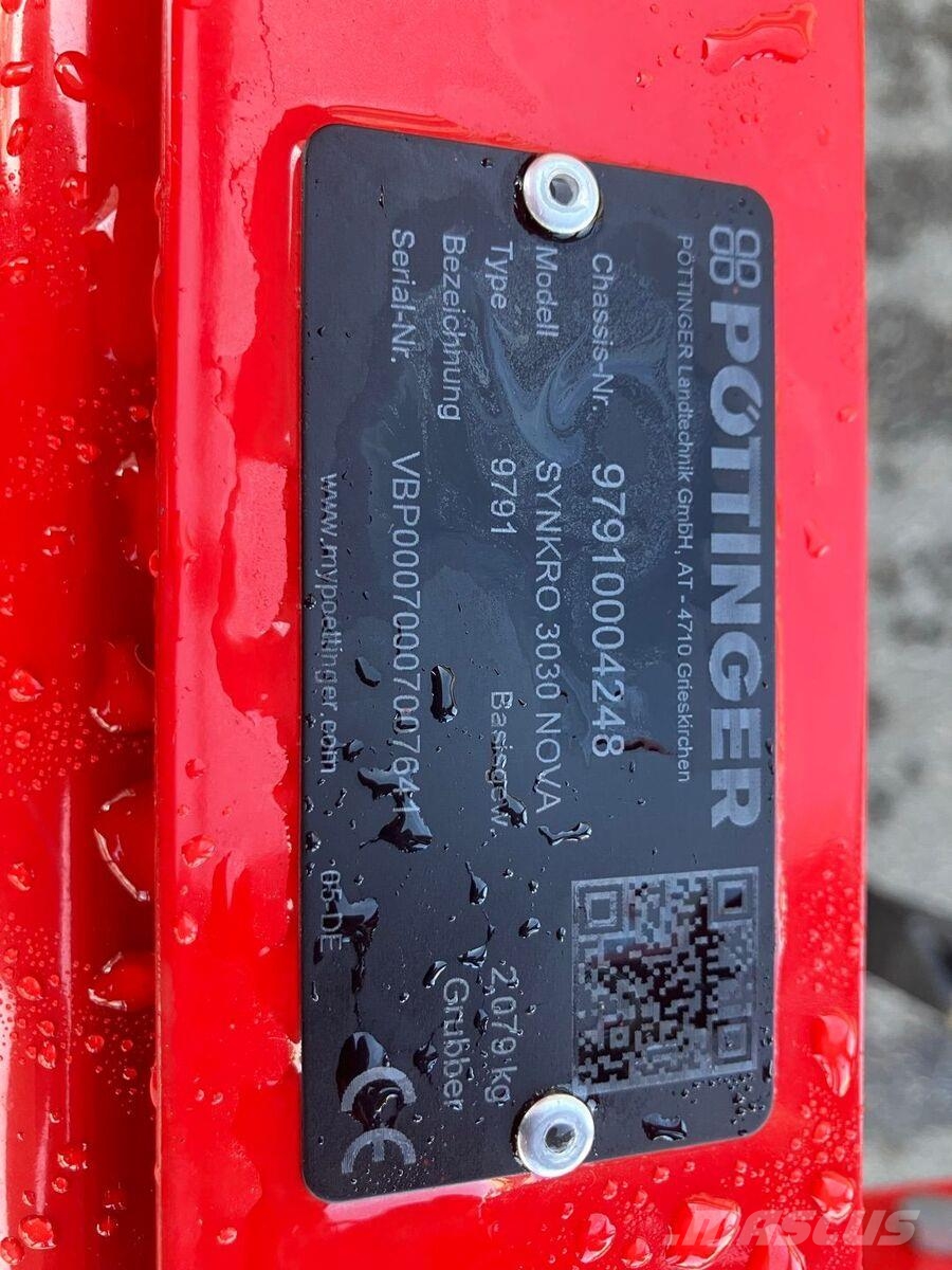 Pöttinger Synkro 3030 Nova Cultivatoren