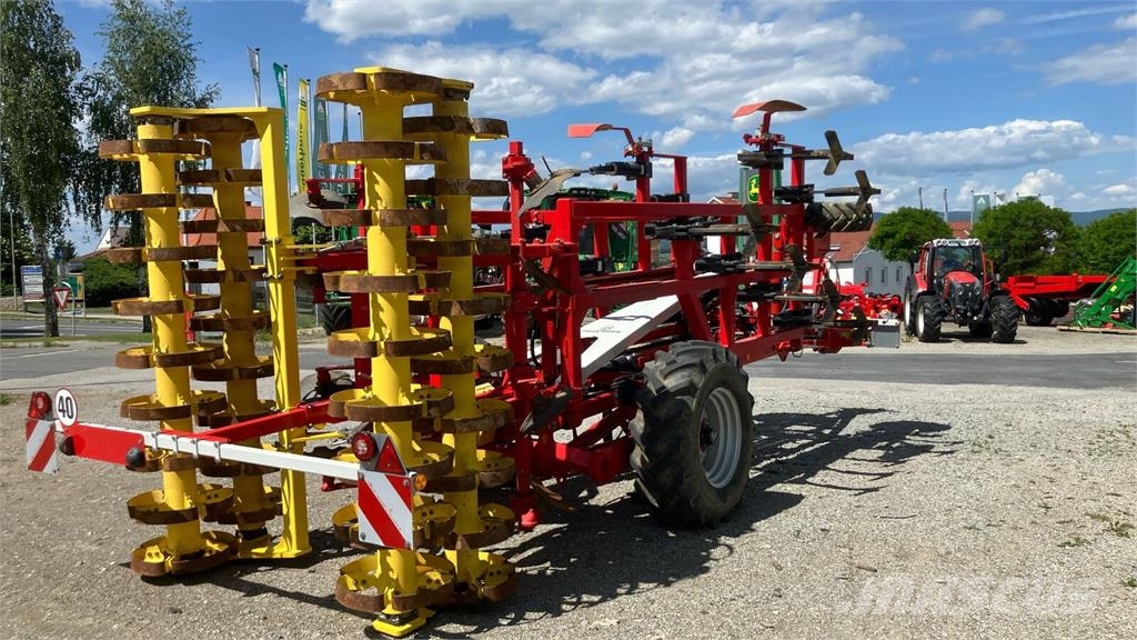 Pöttinger Terria 5040 Grubber