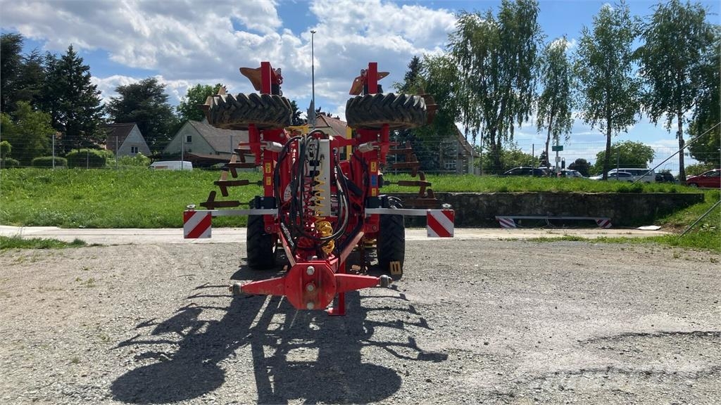 Pöttinger Terria 5040 Grubber
