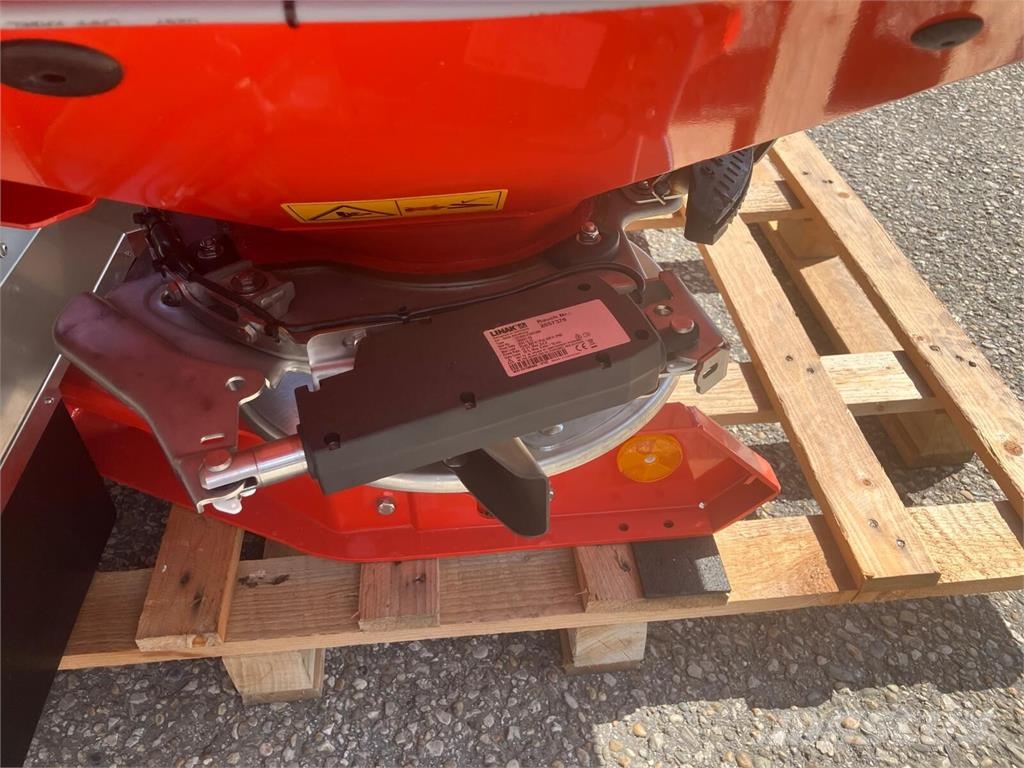 Rauch AXIS 20.2 Düngerstreuer max. 2300kg Muut lannoituskoneet ja lisävarusteet
