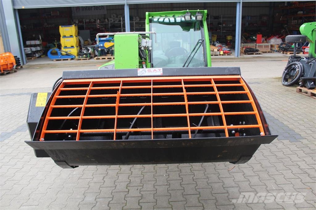 SAT Betonmischschaufeln von 200Lt.-1000Lt. Concrete/mortar mixers