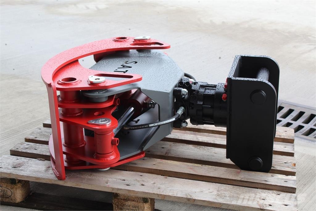 SAT Holzzange mit Festanbaurotator und Aufnahme Forestal - Otros