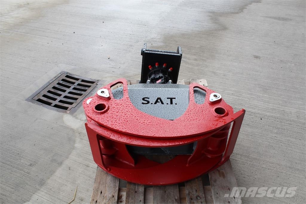 SAT Holzzange mit Festanbaurotator und Aufnahme Forestal - Otros