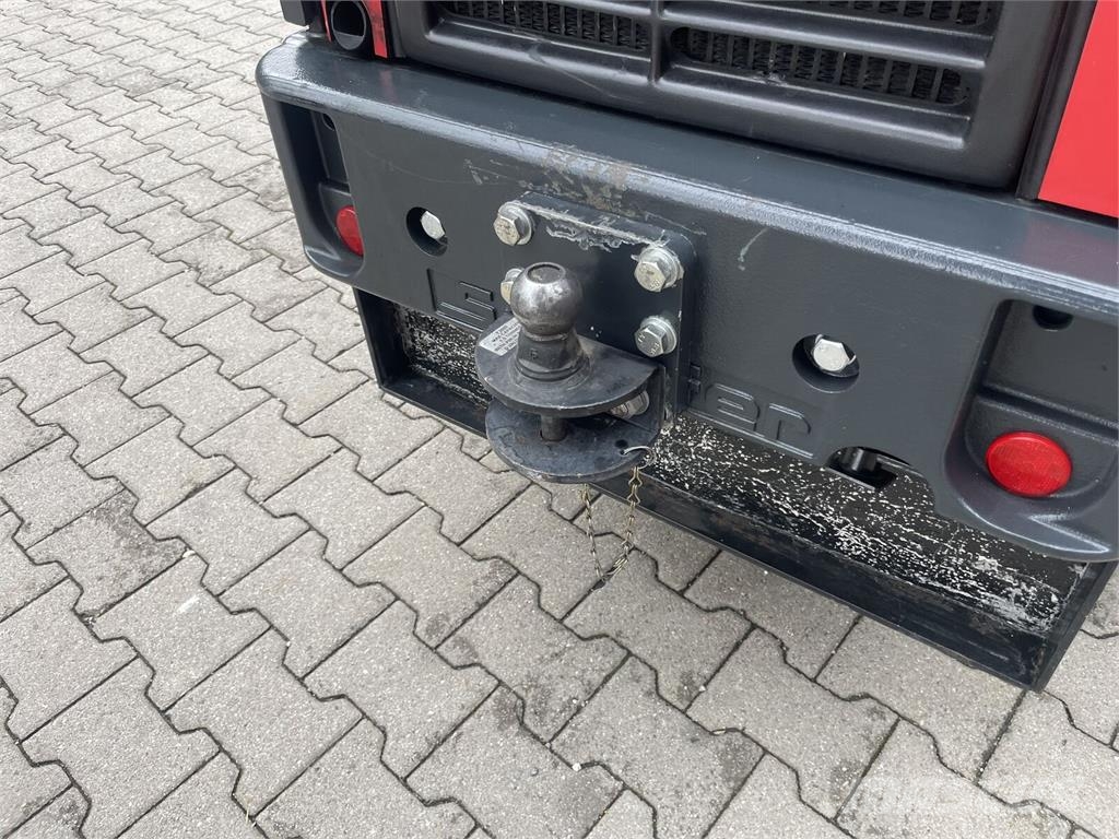 Schäffer 2628 Frontlastere og graveredskap